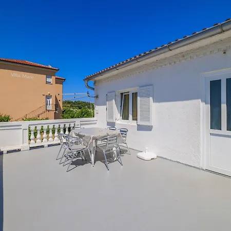 Bigterrace Lopar